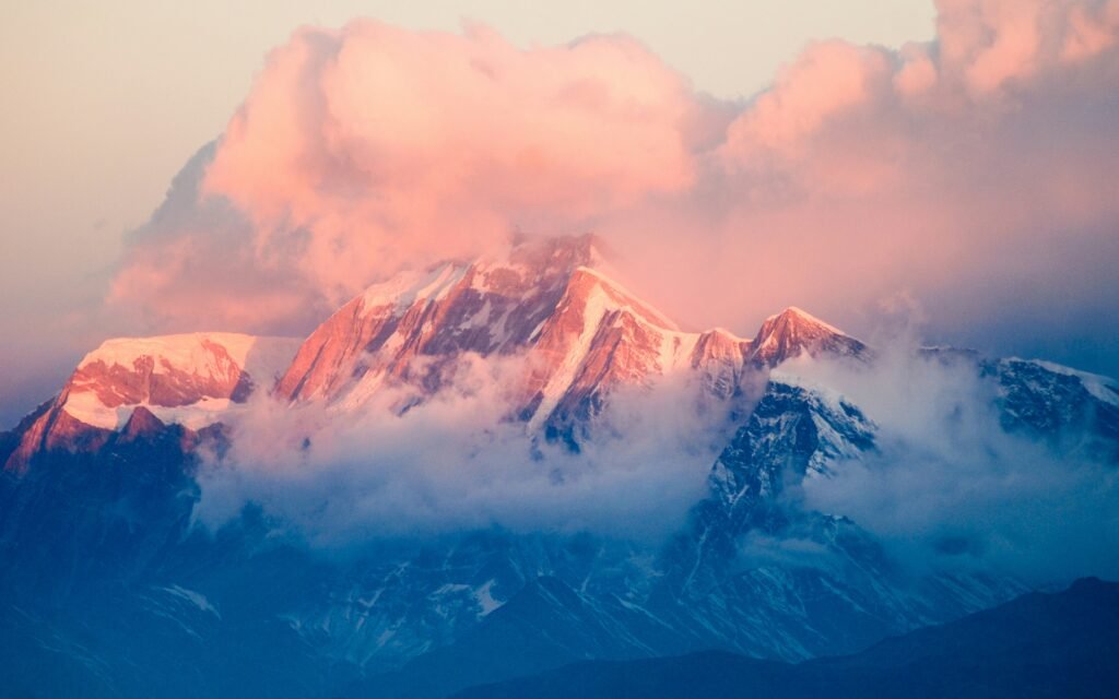 foggy mountains